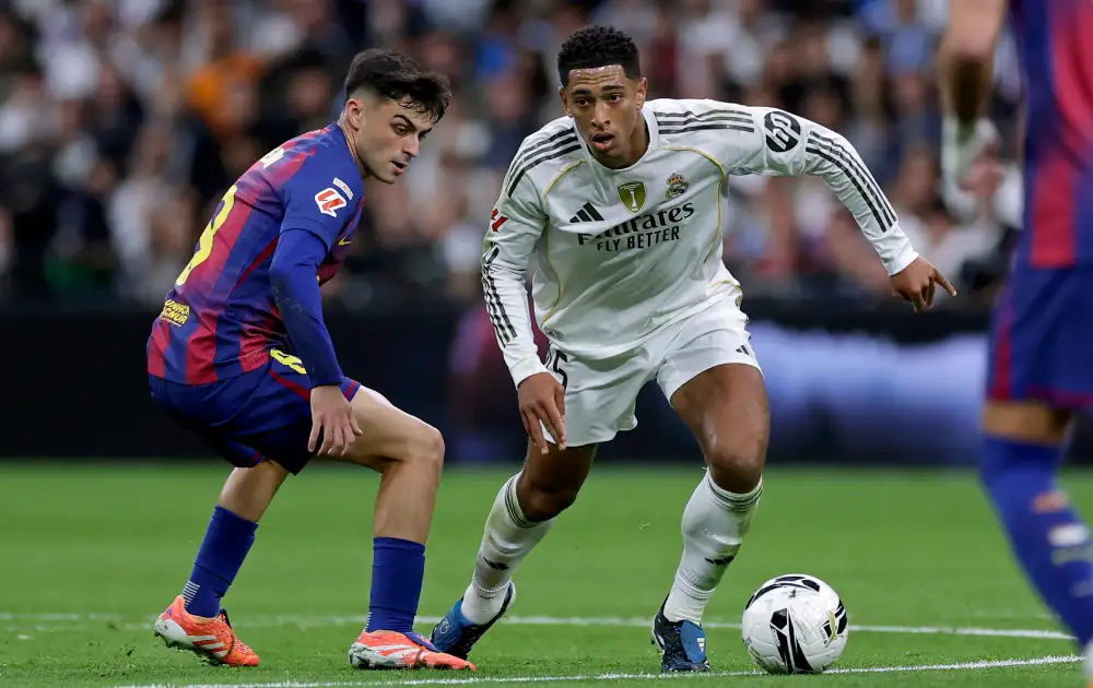 Barcelona cap off LaLiga title with historic Clási... - 1