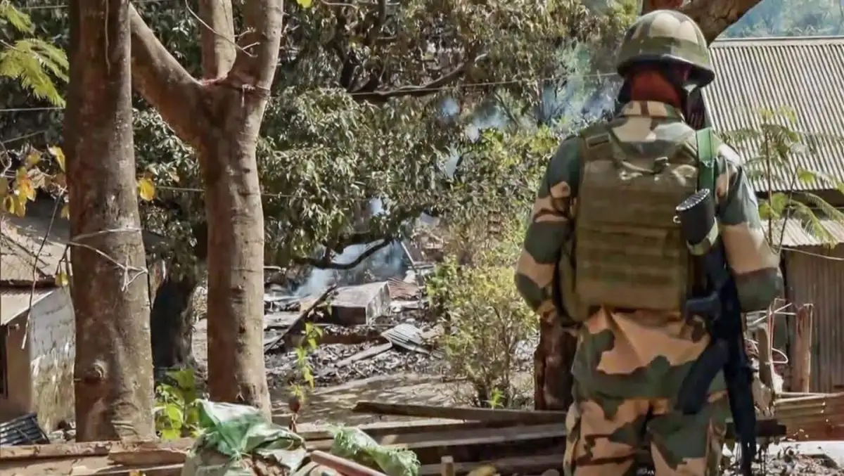 Security forces arrest five people including 4 militants in Manipur - 3