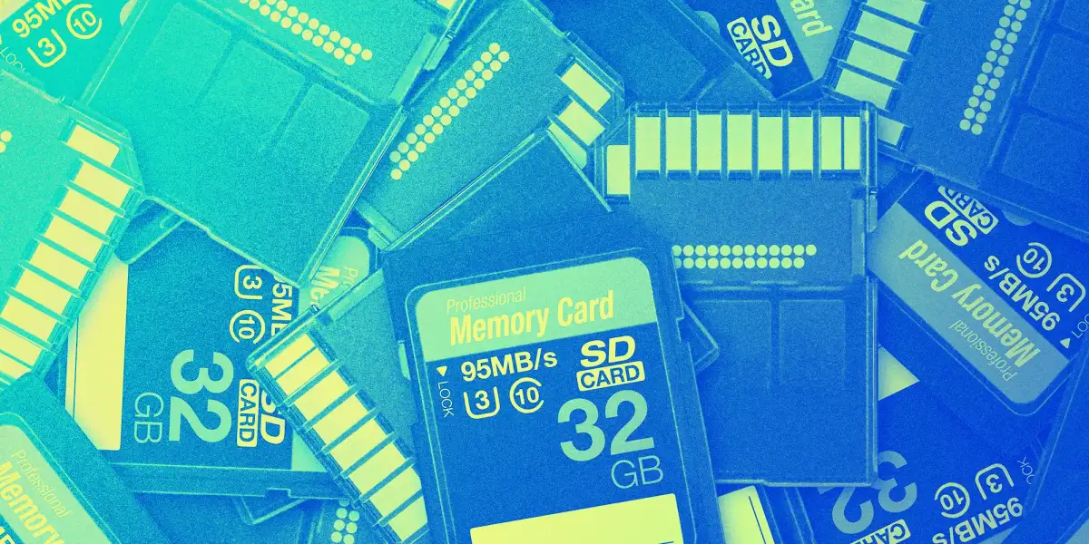 Sandisk Soars 482% As AI Memory Boom Slashes Valuation Multiples - 3