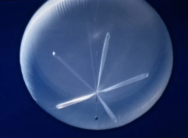 Red Balloon Launches Balloon To Stratosphere - 2