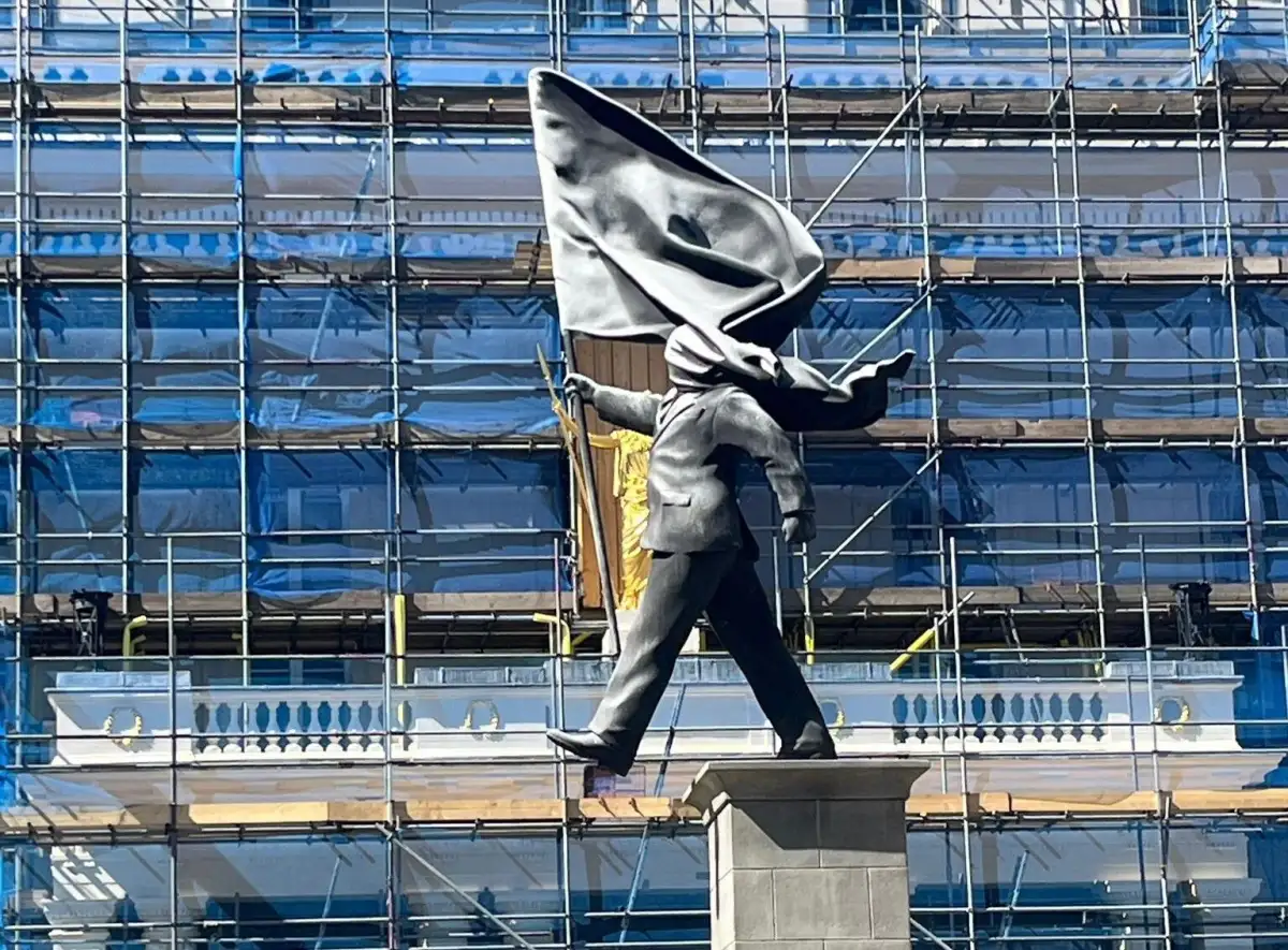 Is this London's latest Banksy? Mystery statue of man blinded by flag sparks speculation - 2