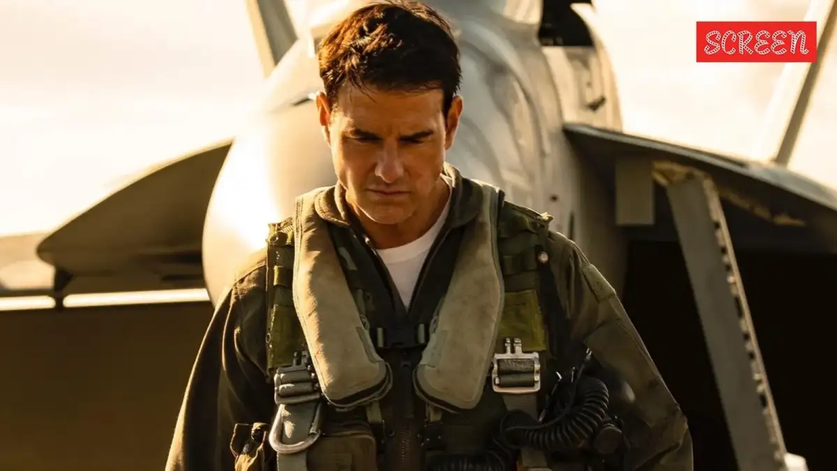 Tom Cruise set to pocket Hollywood's biggest-ever payday with £100million deal to return as Maverick in Top Gun 3 - 1