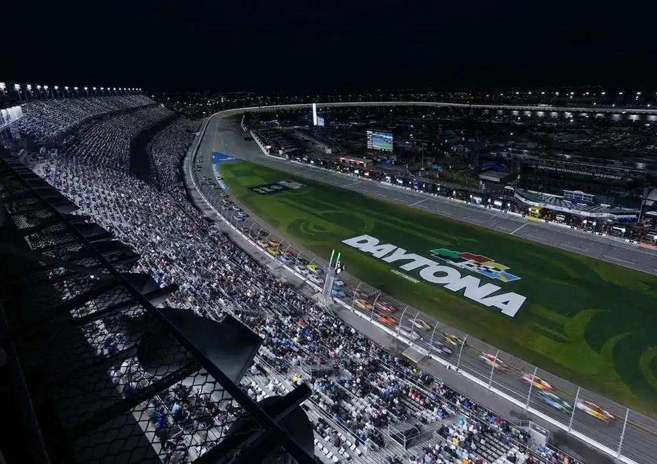 NASCAR descends on Daytona eager to move on from turbulent offseason, get back to racing - 3