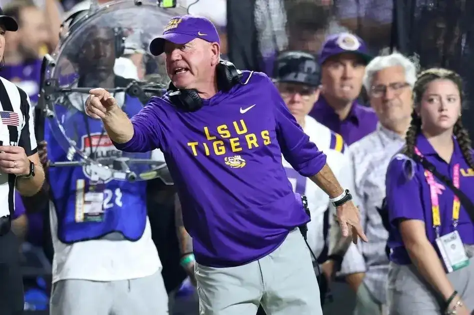 Brian Kelly reveals LSU's NIL price for 2026 roster under Lane Kiffin - 4
