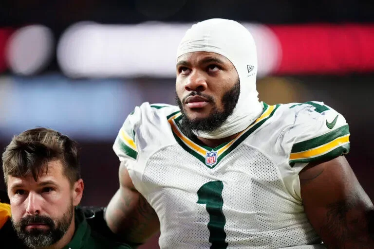 NFL star Micah Parsons calls out Logan Paul in $1 million challenge - 4
