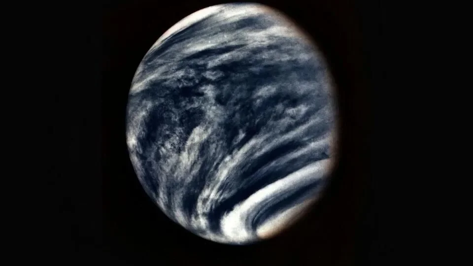 Bizarre Venus surface formations puzzle planetary scientists - 4