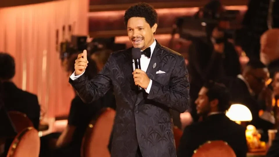 Trevor Noah Criticised for Allegedly Attending a MAGA Event After Making Fun of Nicki Minaj's Trump Relations - 2