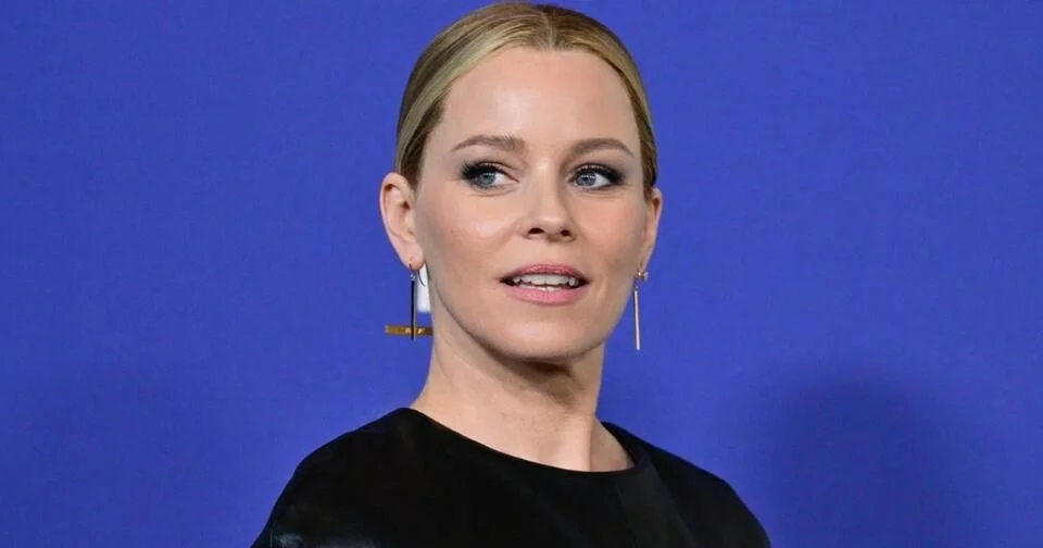 Elizabeth Banks recalls being told she wouldn't be able to 'direct men' in films - 2