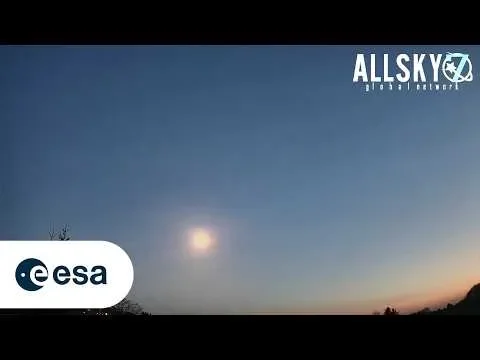 European Space Agency probing fireball that hit German home - 3