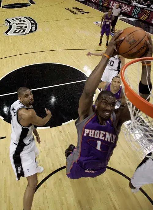 Amare Stoudemire on his battles with Kobe Bryant: We really couldn't stop him - 2