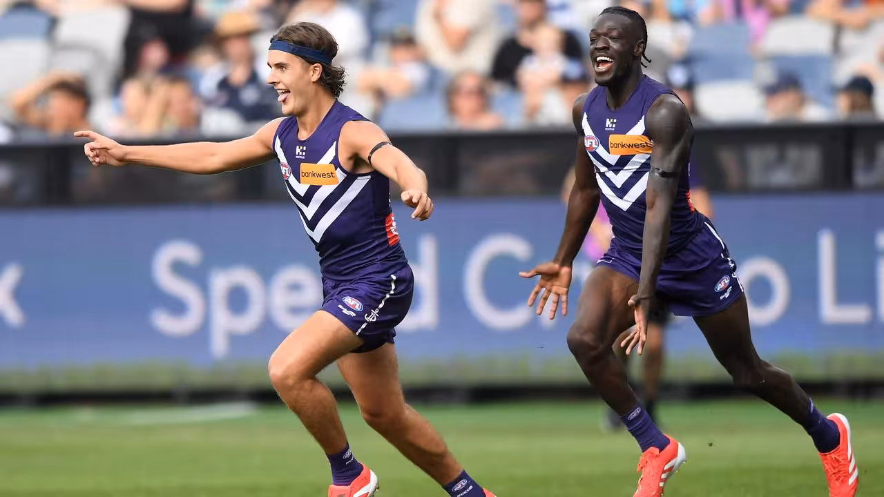 ‘Give it to them’: Dockers up for fresh Geelong test - 4