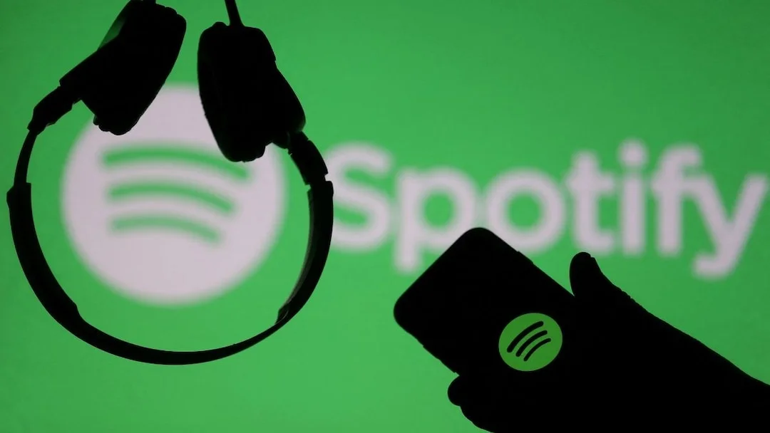Spotify CEO: AI now writes and deploys code, engineers only review - 1