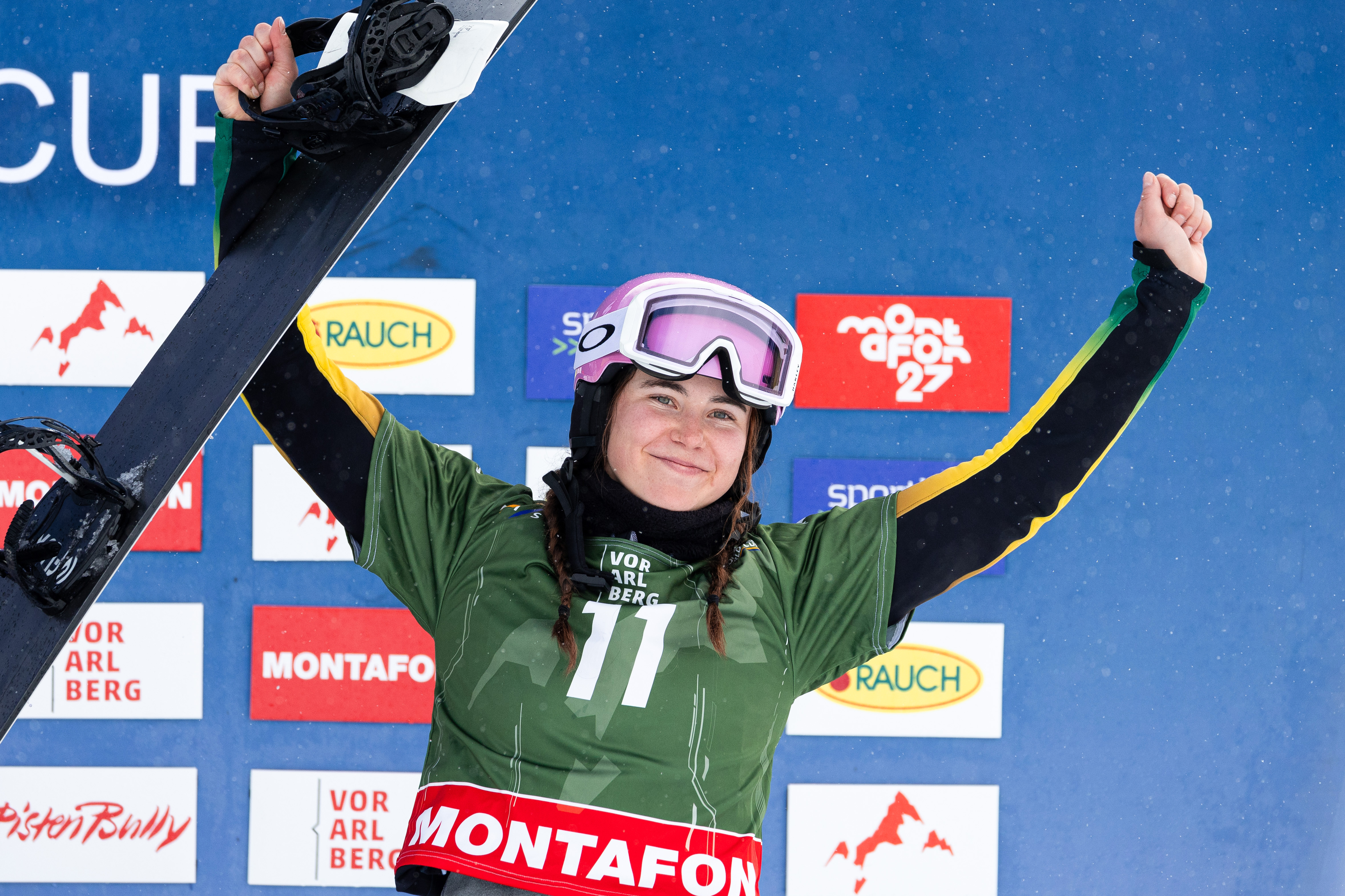 Queen of cross: Josie Baff stuns to win snowboard cross gold - 1