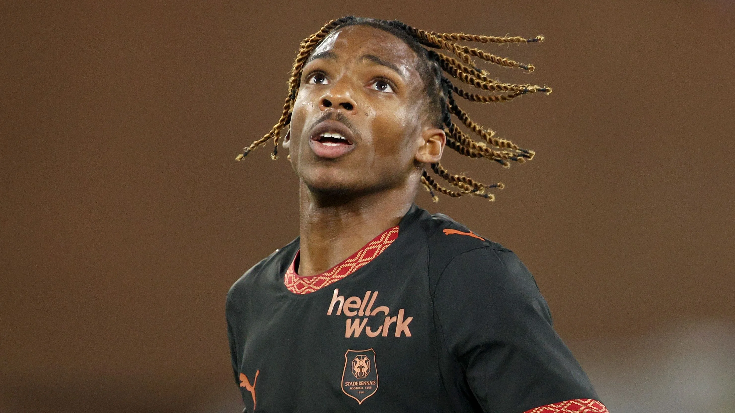 Liverpool signing Jacquet injures shoulder - 1