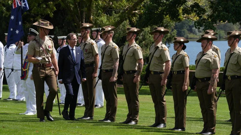 Australia politics live: governor general says Herzog visit ‘terribly important’ as Pocock tells Canberra protest invitation was ‘wrong decision’ - 4