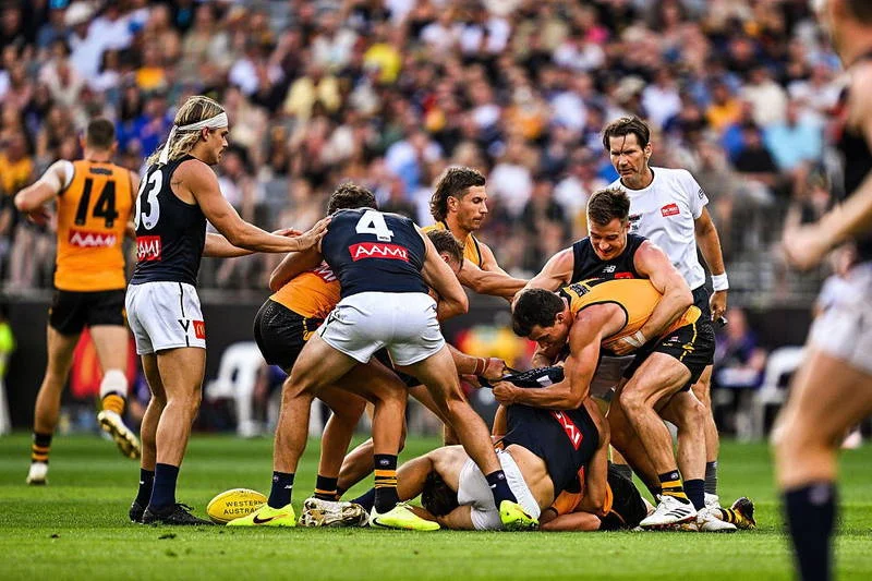 Victoria vs Western Australia LIVE: Weitering in hospital as Lyon praises spirit; Daicos, Victoria lead WA in Origin return - 1