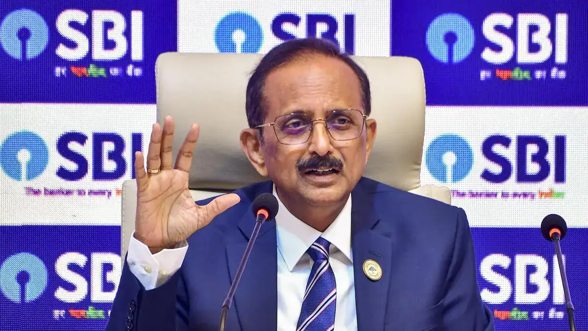 Commercial LPG cylinders remain unfilled at Chennai bottling plants of oil marketing companies - 1