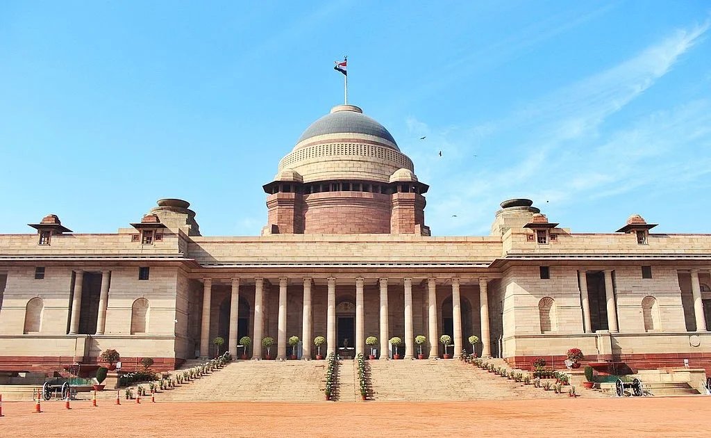 Besides Lutyen’s statue, what else has changed at Rashtrapati Bhavan lately - 2