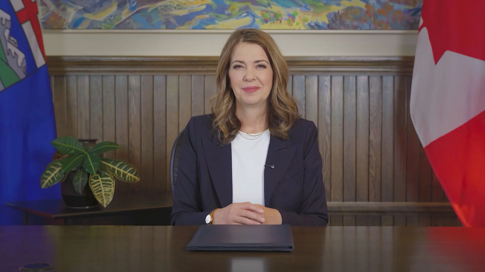 Alberta Premier Danielle Smith announces fall referendum on immigration, constitutional questions - 2