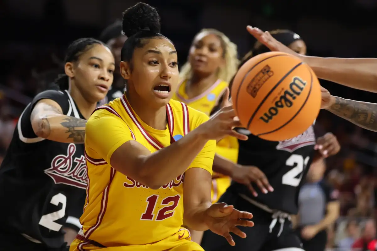 USC star Watkins nearing end of rehab on knee - 2