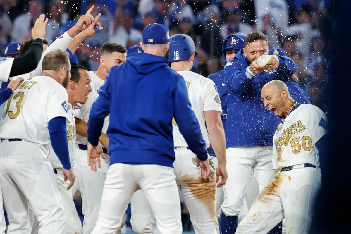 117 wins? 40 different pitchers? Four themes that will dominate the Dodgers' regular season - 1
