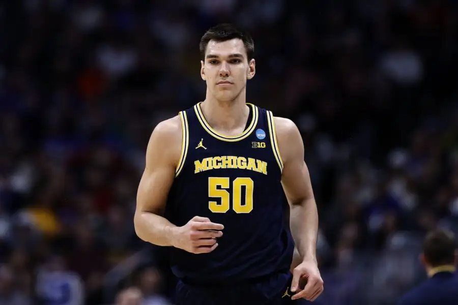 Two-way contract center Vlad Goldin has rejoined the … - 2