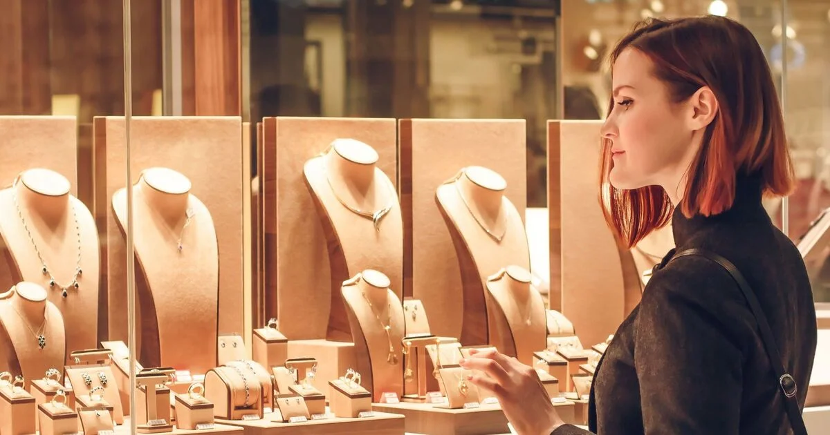 UK jewellery maker crashes into administration - in business since 1886 - 4