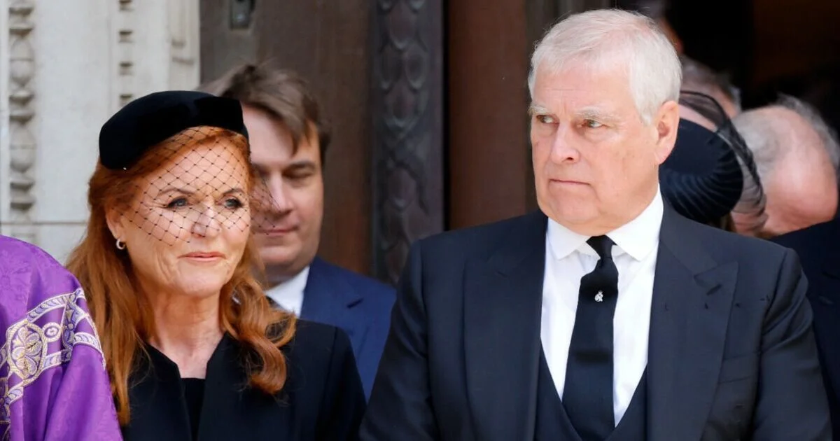 Government considers removing Andrew from royal line of succession - 2