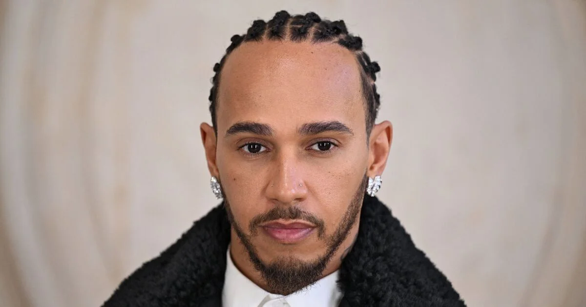 Are Kim Kardashian, Lewis Hamilton Officially Together? F1 Icon Reportedly 'Excited' to Introduce His Gal Pal to Family - 4