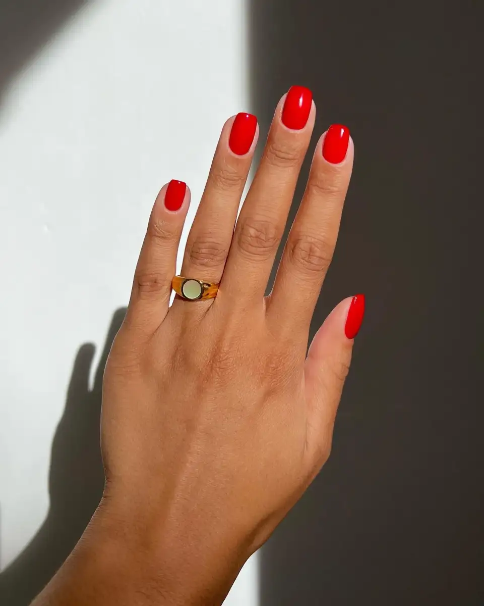10 Best Red Nail Polishes After Testing On Different Skin Tones 2026 - 1