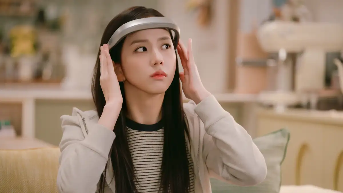 These 16 Questions Will Reveal Which "Boyfriend On Demand" Character You Are - 1