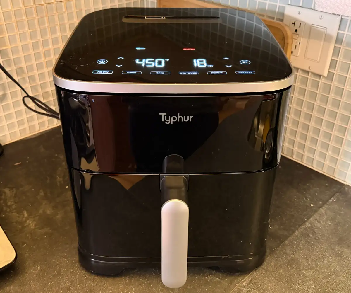 Our Top-Rated Air Fryer Is 100% Nontoxic and Breaks Down for Easy Storage - 1