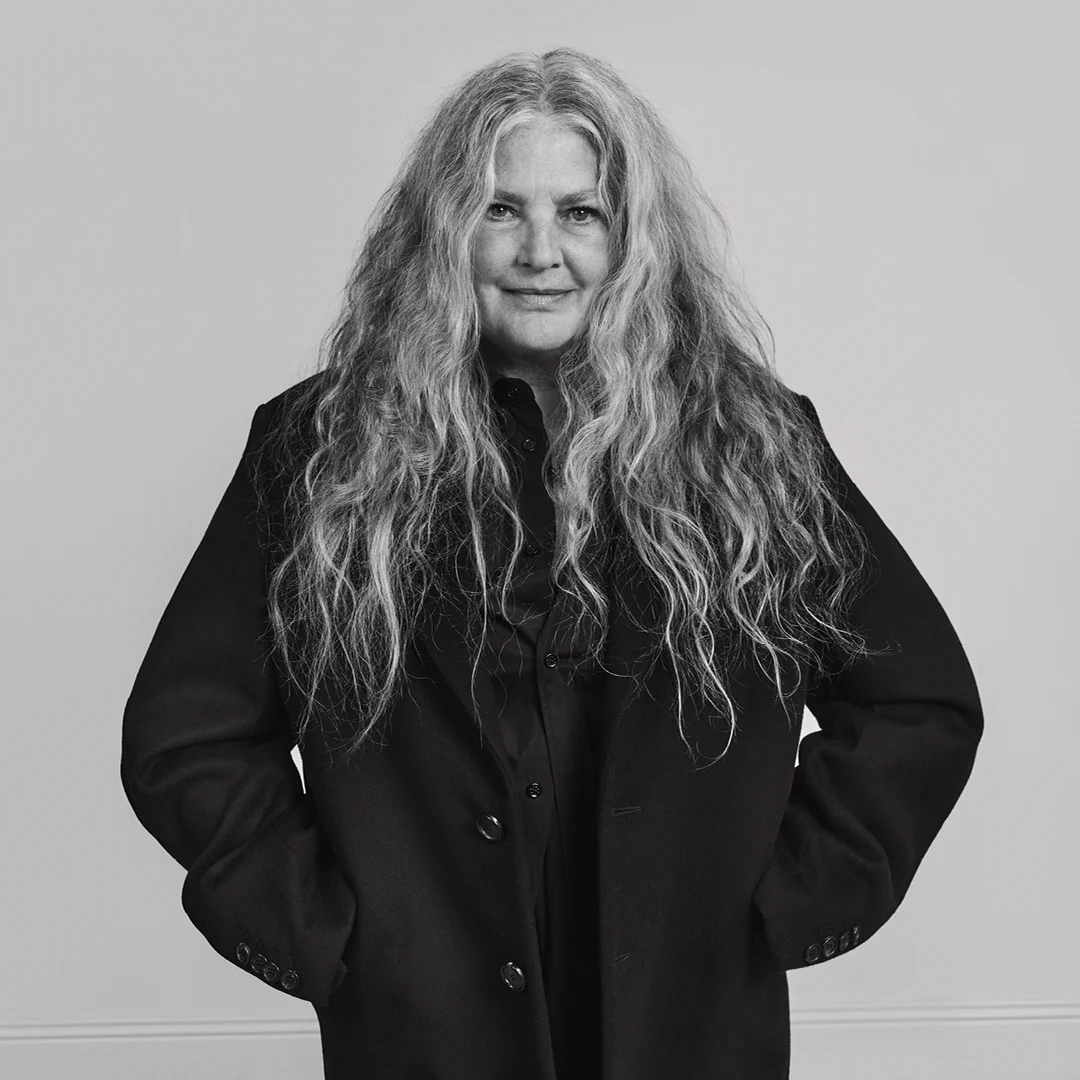 EXCLUSIVE: In Givenchy’s New Campaign, Annie Leibovitz Shows Up on the Other Side of the Camera - 1