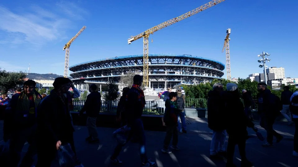 Barcelona send official complaint over referees, list five grievances - 2