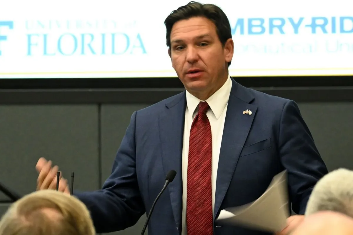 Gov. DeSantis signs Florida Save Act as ACLU, NAACP sue to overturn it - 1