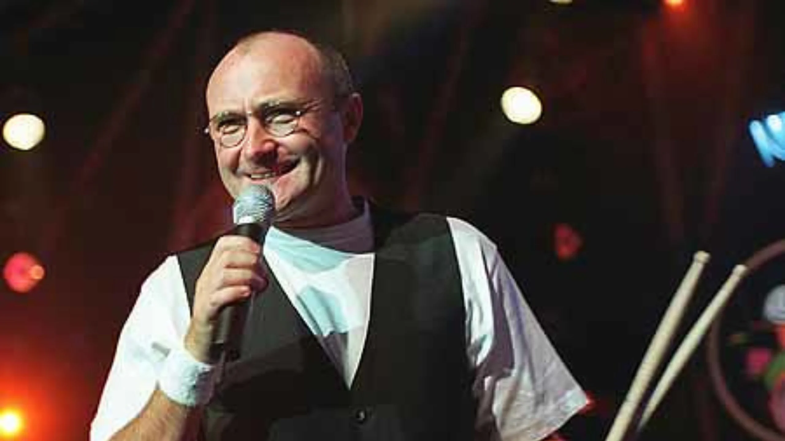 Is Phil Collins Dying? Music Legend Unveils Battle With Kidney Failure And 'Converging' Illness - 1