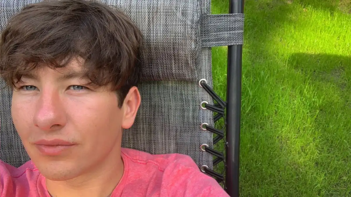 10 Photos of Barry Keoghan as He Reveals Online Abuse Over His Looks Is So Bad He 'No Longer Wants to Go Outside' - 4