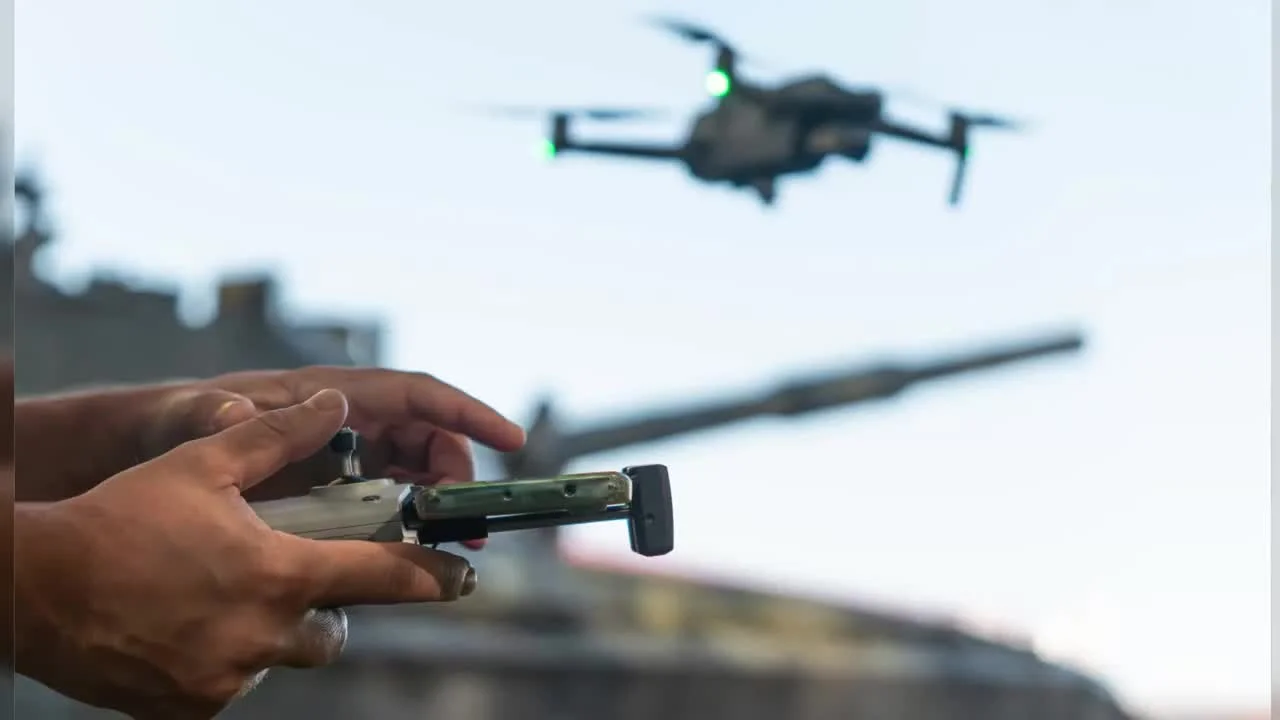 PENTAGON LASER DOWNS 'PARTY BALLOON' AFTER MISTAKING FOR MEXICAN CARTEL DRONE... - 4