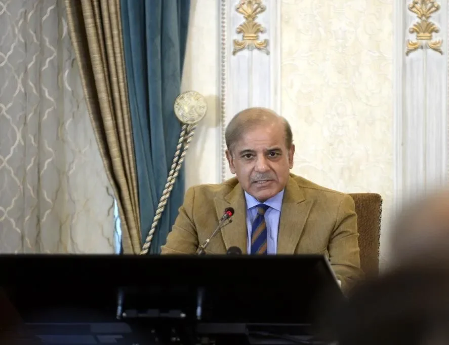 Pakistan Announces Free Public Transport as Energy Crisis Bites - 3