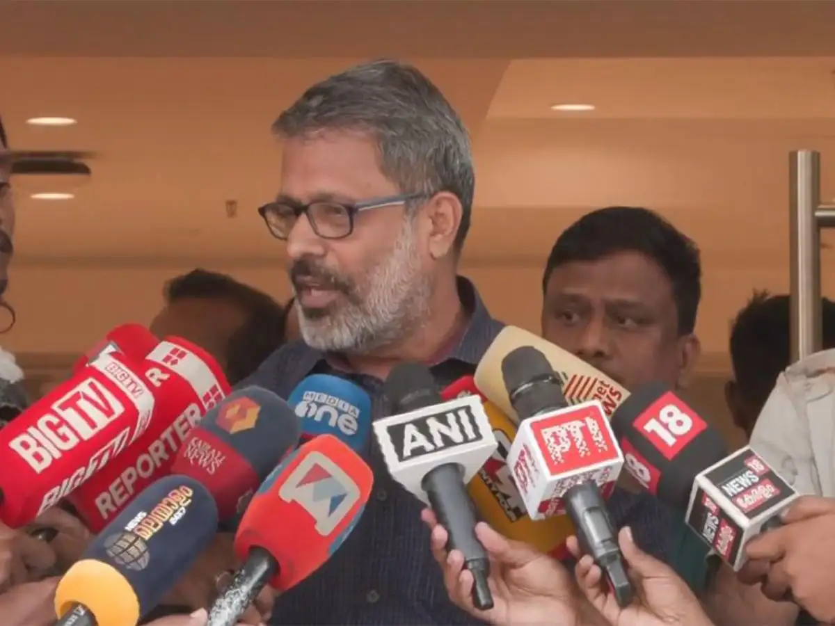 Sasi can return to party if he corrects mistakes, say CPI(M) leaders - 3