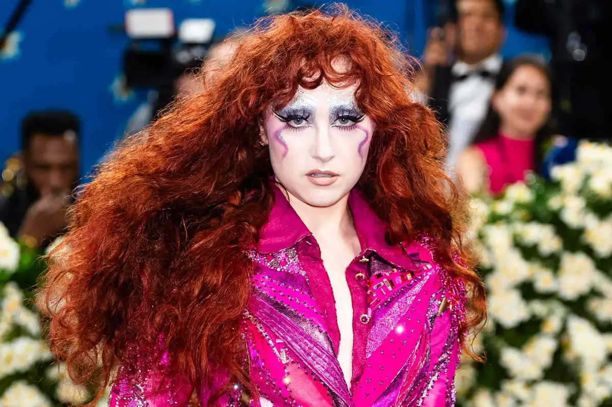 Who's Telling the Truth? Chappell Roan, Jorginho Frello's Clash Over Brazil Hotel Incident Explained - 4