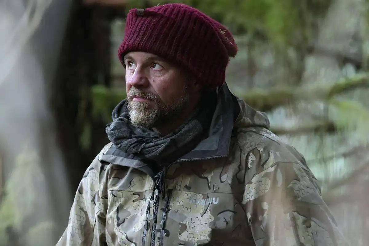 Netflix 'Outlast' Reality Star Paul Preece Charged With Child Rape and Sexual Battery - 3