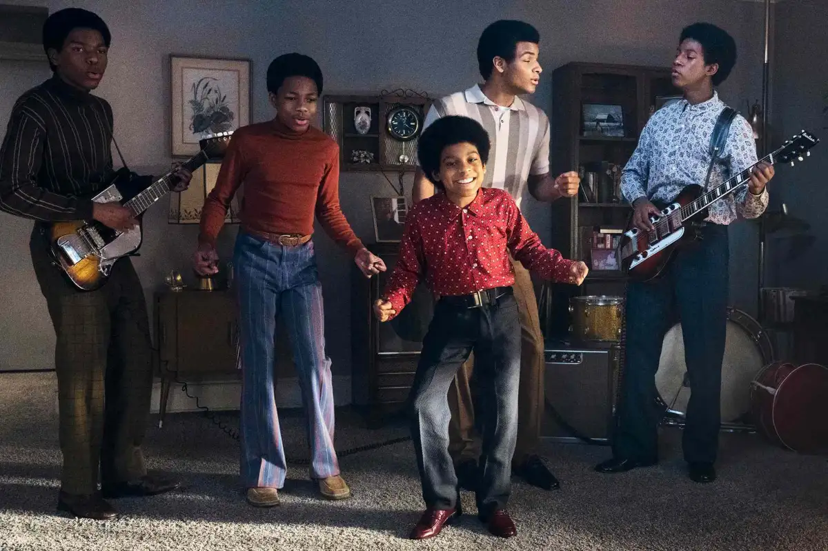 MICHAEL JACKSON MOVIE SET TO FLOP? - 2