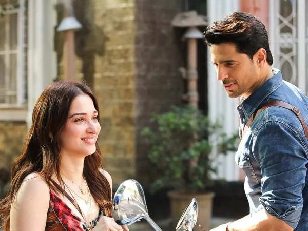 Sidharth Malhotra and Tamannaah Bhatia likely to film a folklore dance sequence for Vvan in Mumbai - 2