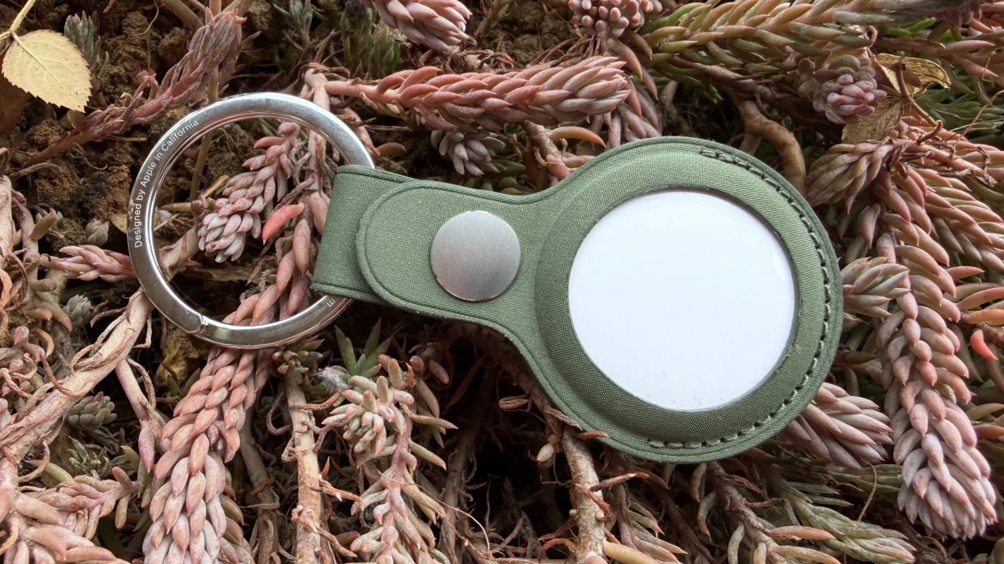 'AirTag 2' vs. 'AirTag 1': How Apple's New Tiny Tracker Improves on the Original - 4