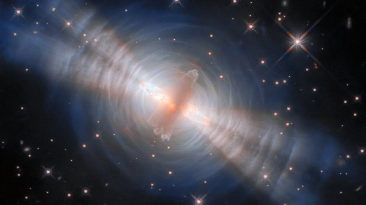 Hubble Captures the Evolution of the Egg Nebula - AZoQuantum - 2
