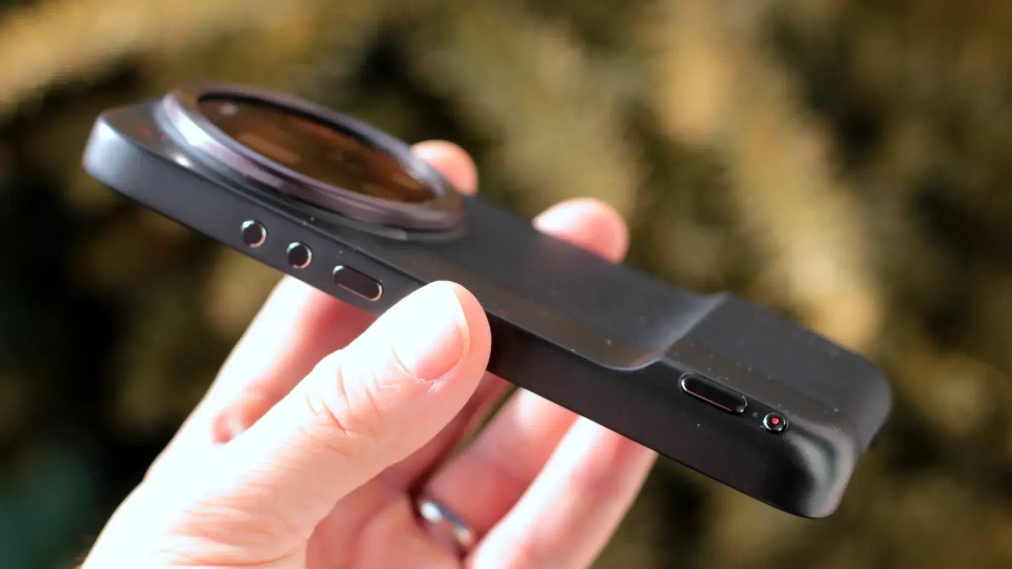 MWC 2026 Live: All the Robots Phones, Concepts, AI and Labubu-Like Bots We Saw - 3