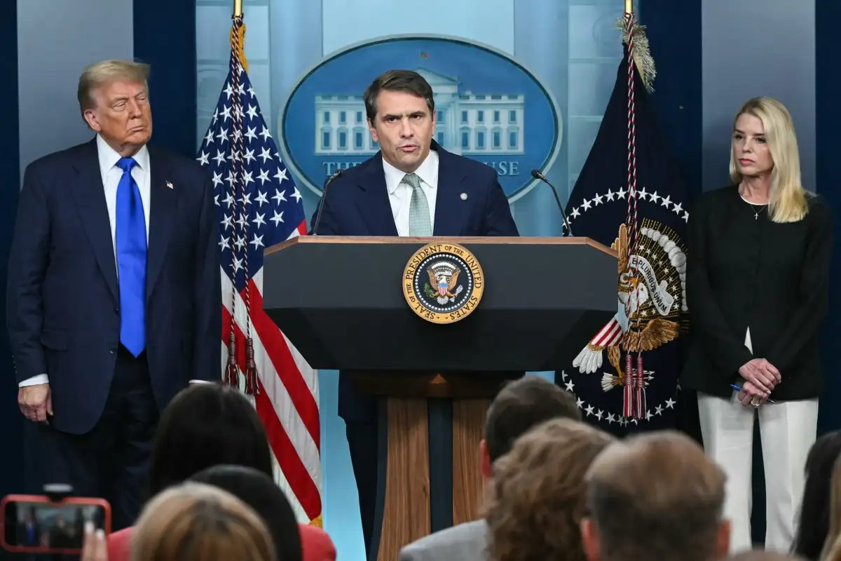 Trump defense lawyer Todd Blanche taking over DOJ... - 3