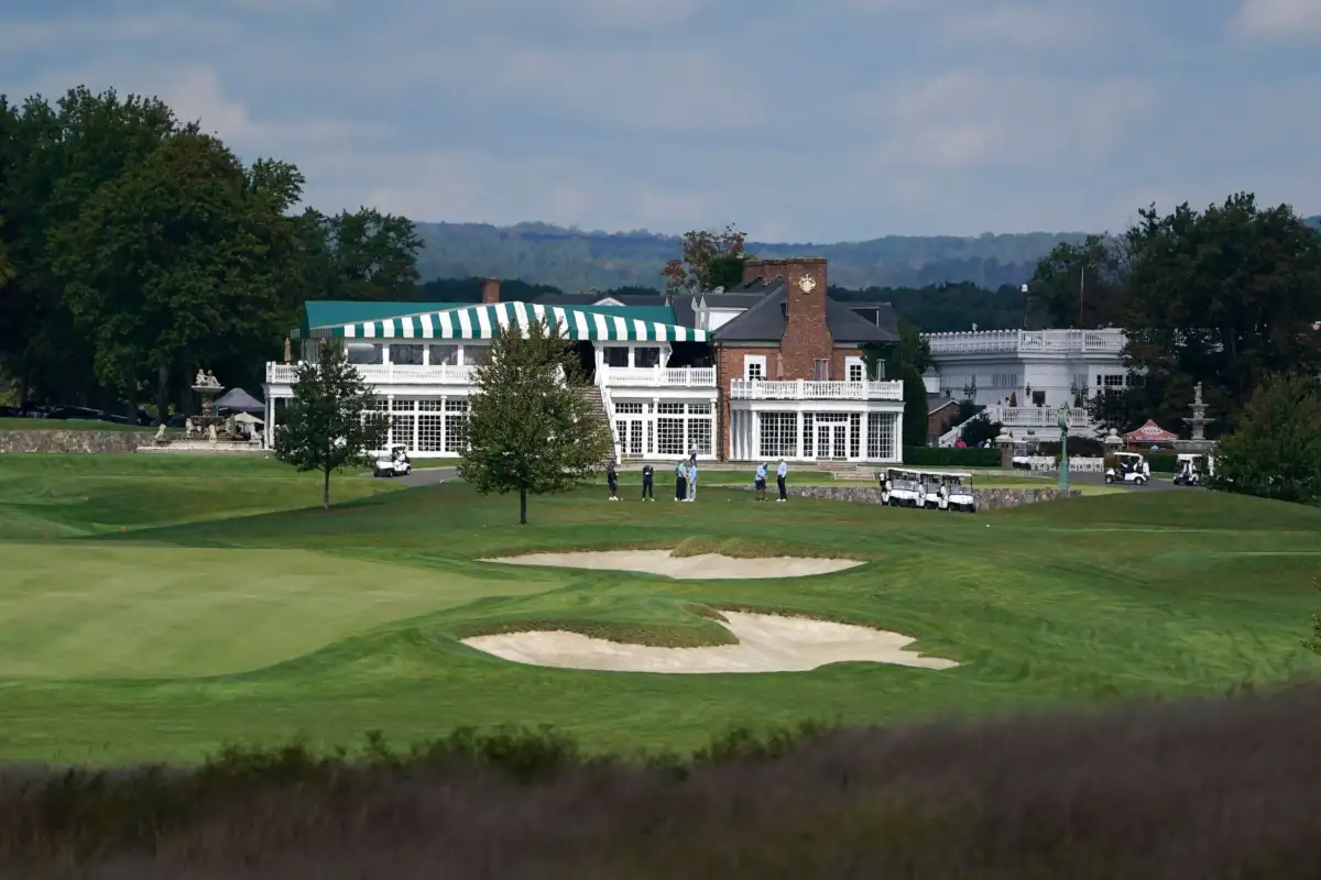 Trump Could Take Classified Documents and Never Return Them Under DOJ's Unconstitutional Ruling - 4