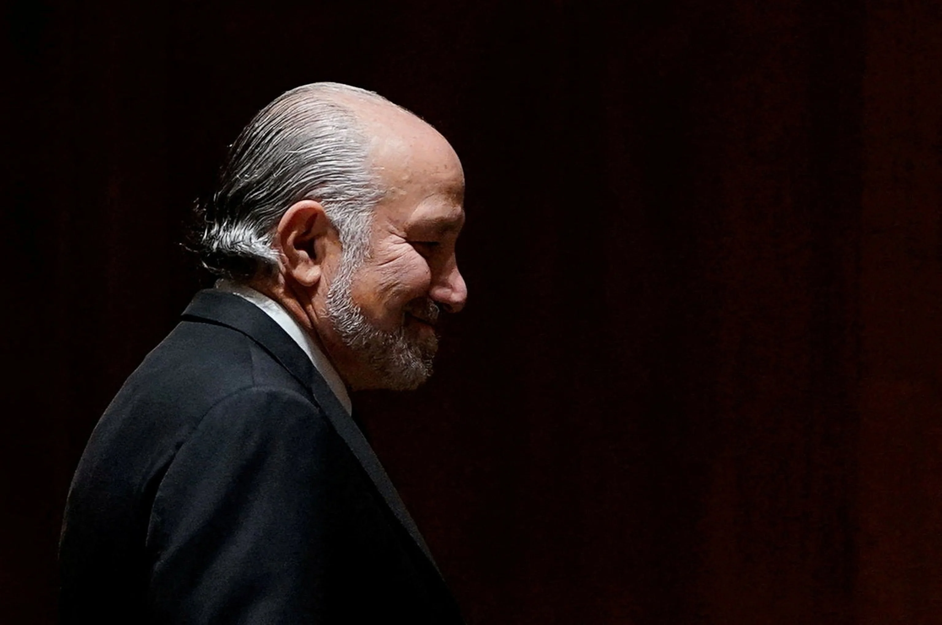 Billionaire Commerce Secretary Howard Lutnick in Hot Water: Epstein Island Revelations Rock Washington - 4